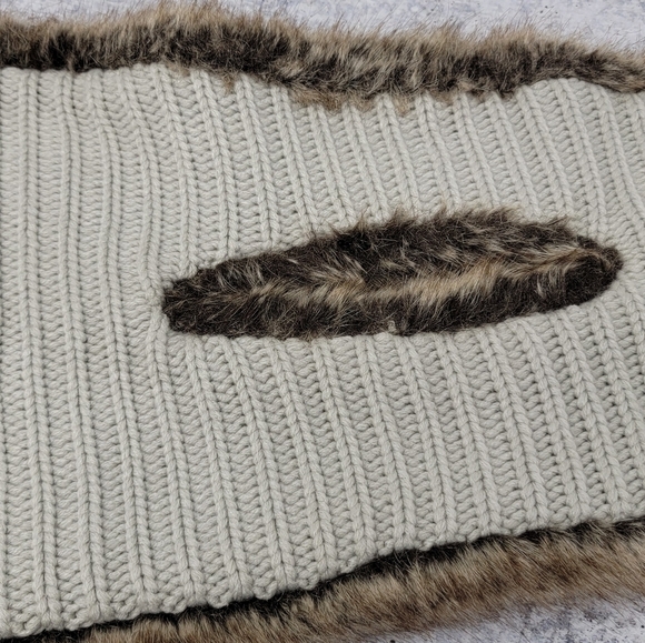 Stella & Dot | Brown Faux Fur Keyhole Wrap Scarf - Picture 7 of 7